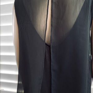 🛍5for$25 Sexy sleeveless blouse!